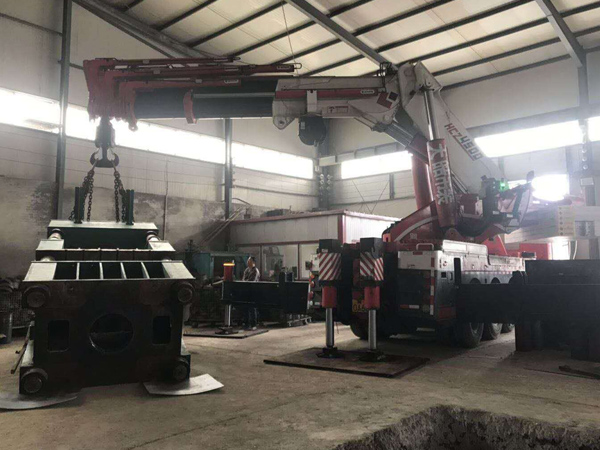 折臂吊車租賃